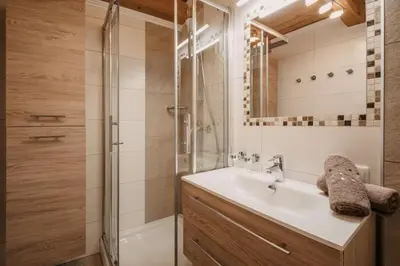 Ein Badezimmer in der Unterkunft Chalet Naturblick am ZwisleggGut