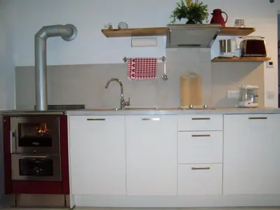 Küche/Küchenzeile in der Unterkunft Apartment in Sankt Koloman mit Großer Terrasse by Interhome