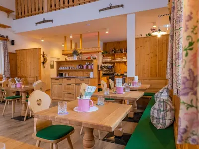 Ein Sitzbereich in der Unterkunft Nice chalet by Zlaimlift