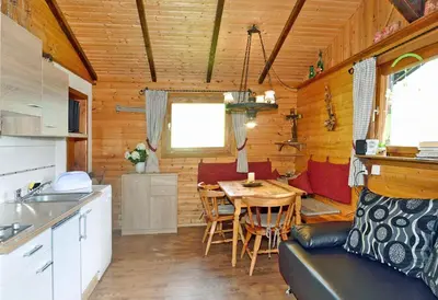 Küche/Küchenzeile in der Unterkunft Schwammerlhütte