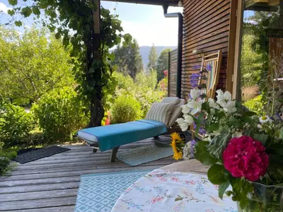Ein Garten an der Unterkunft Ferienwohnung Wildrose
