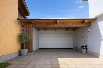 Das Gebäude in dem sich die Ferienwohnung befindet