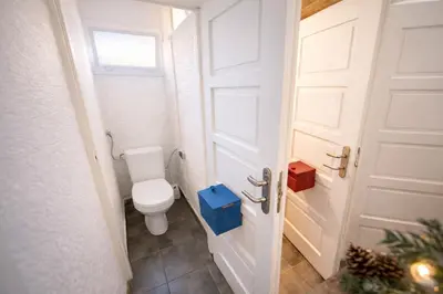 Ein Badezimmer in der Unterkunft Privates Alpenchalet mit Außensauna