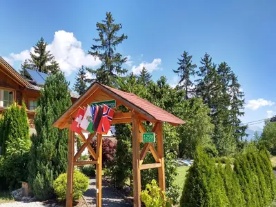 Ein Garten an der Unterkunft Landhaus Hinteregg Apartment