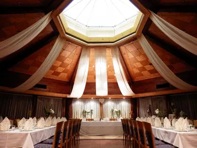 Ein Restaurant oder anderes Speiselokal in der Unterkunft Berghof Mitterberg