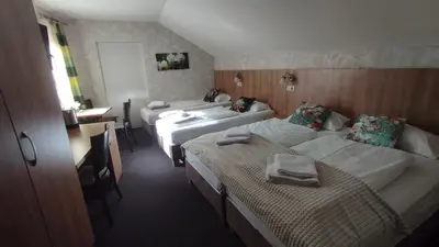Ein Bett oder Betten in einem Zimmer der Unterkunft Jasmin Pension Central Location Shared Kitchen Pet Friendly