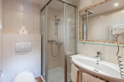 Ein Badezimmer in der Unterkunft Gästehaus Herrmann