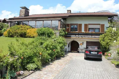 Ein Garten an der Unterkunft Appartement Aich-Assach