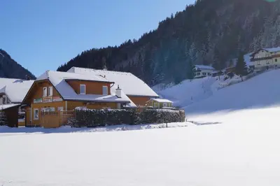 Appartement Edelweiss mit Infrarotkabine im Winter