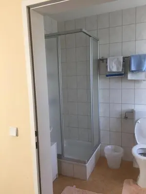 Ein Badezimmer in der Unterkunft Gasthaus Zum Stadtwald