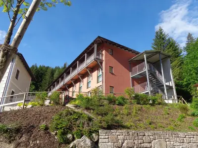 Das Gebäude in dem sich das Hotel befindet