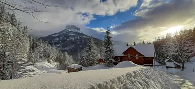 JUFA Hotel Altaussee im Winter