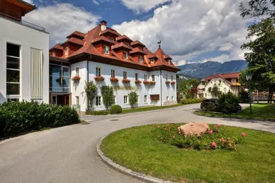 Das Gebäude in dem sich das Hotel befindet