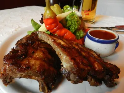 Essen in der Pension oder in der Nähe