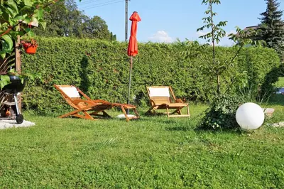 Ein Garten an der Unterkunft Appartement Traunseeferien