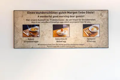 Ein Zertifikat, Auszeichnung, Logo oder anderes Dokument, das in der Unterkunft Der Burgblick-Adults Only ausgestellt ist