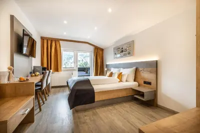 Ein Bett oder Betten in einem Zimmer der Unterkunft Der Burgblick-Adults Only