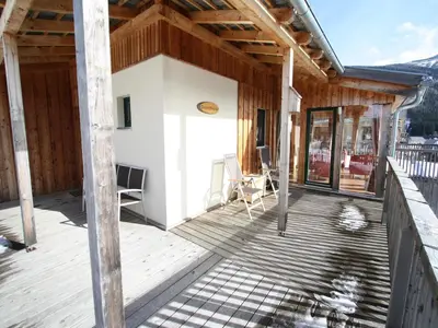 Ein Balkon oder eine Terrasse in der Unterkunft Holzchalet nahe Skilift Hohentauern