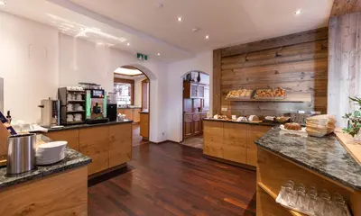 Küche/Küchenzeile in der Unterkunft Hotel Alpenland