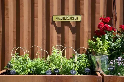 Ein Garten an der Unterkunft Die Filzmooserin - smart living apartments in Filzmoos, Filzmoos Card inklusive