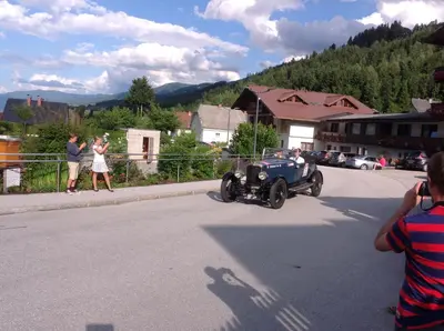 Ein allgemeiner Bergblick oder ein Berglick von der Ferienwohnung aus