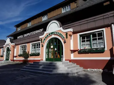 Das Gebäude in dem sich das Hotel befindet