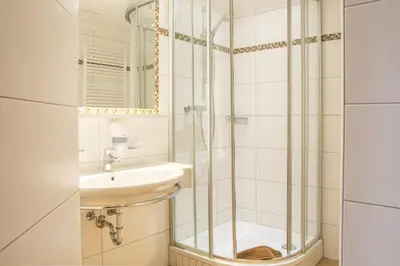 Ein Badezimmer in der Unterkunft Hotel Gell