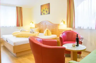 Ein Bett oder Betten in einem Zimmer der Unterkunft Hotel Gell