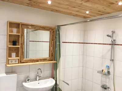 Ein Badezimmer in der Unterkunft Haus Rosina
