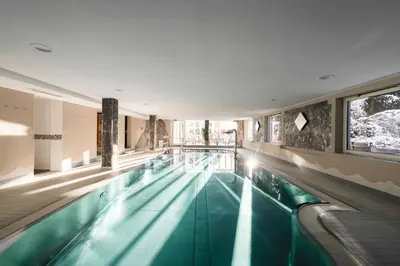 Der Swimmingpool an oder in der Nähe von Genusshotel Fichtenhof