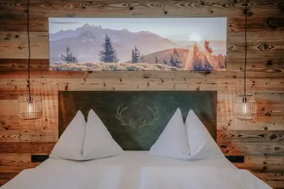 Ein allgemeiner Bergblick oder ein Berglick von des Bed & Breakfasts aus