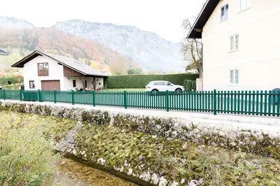 Ein allgemeiner Bergblick oder ein Berglick von der Ferienwohnung aus