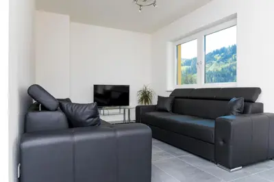 Ein Sitzbereich in der Unterkunft Bergblick-Planai - 5 Schlafzimmer plus eigene Sauna