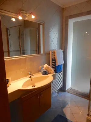 Ein Badezimmer in der Unterkunft Ferienwohnung Kirchschlager