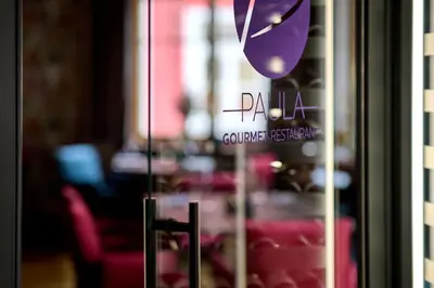 Ein Restaurant oder anderes Speiselokal in der Unterkunft Hotel Weisser Bär