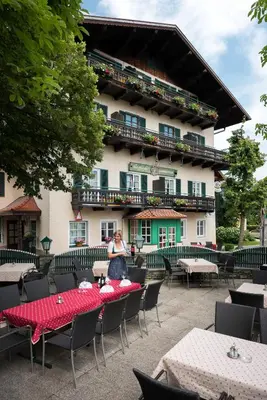 Das Gebäude in dem sich das Hotel befindet