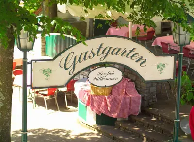 Ein Zertifikat, Auszeichnung, Logo oder anderes Dokument, das in der Unterkunft Hotel & Restaurant Ragginger Attersee ausgestellt ist