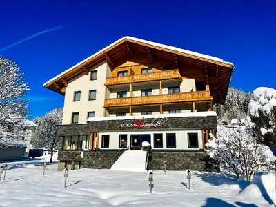 SCHÖNIS-Landhotel im Winter