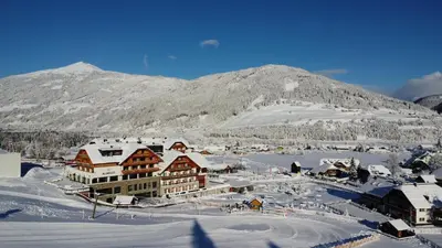 ALMGUT - Mountain Wellness Hotel im Winter