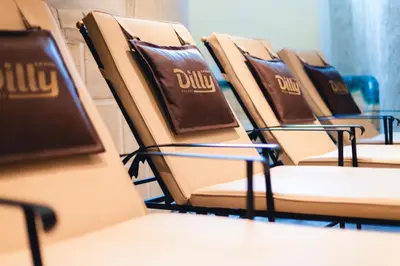 Ein Sitzbereich in der Unterkunft Dilly - Das Nationalpark Resort