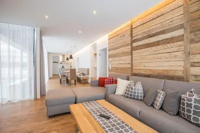 Ein Sitzbereich in der Unterkunft Appartements Luna