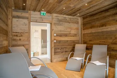 Ein Sitzbereich in der Unterkunft Appartements Luna