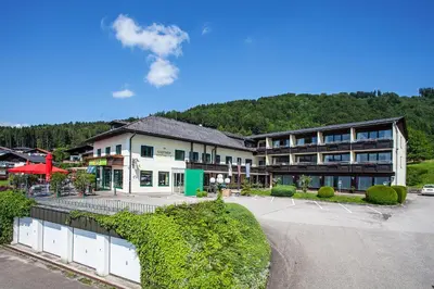 Ein allgemeiner Bergblick oder ein Berglick von des Hotels aus