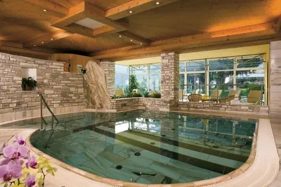 Der Swimmingpool an oder in der Nähe von Scheffer's Hotel