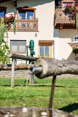 Ein Balkon oder eine Terrasse in der Unterkunft Bauernhofurlaub Sinnhubgut