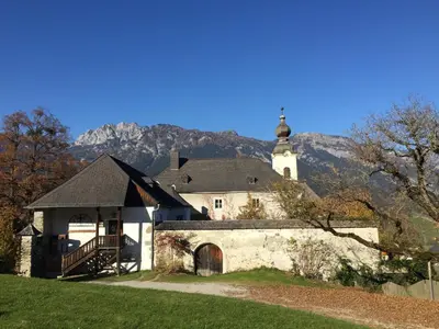 Ein allgemeiner Bergblick oder ein Berglick von der Ferienwohnung aus