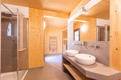Ein Badezimmer in der Unterkunft Alpenchalets Reiteralm by ALPS RESORTS
