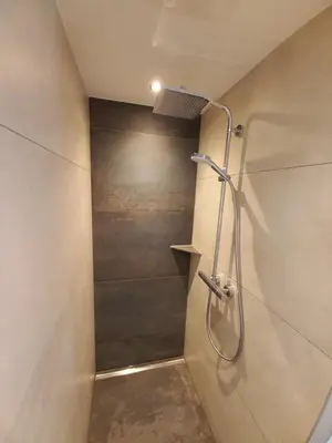 Ein Badezimmer in der Unterkunft Riverhaus