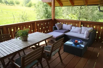 Ein Balkon oder eine Terrasse in der Unterkunft Ferienwohnungen Schlader