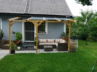 Ein Garten an der Unterkunft Ferienhaus Tüchler